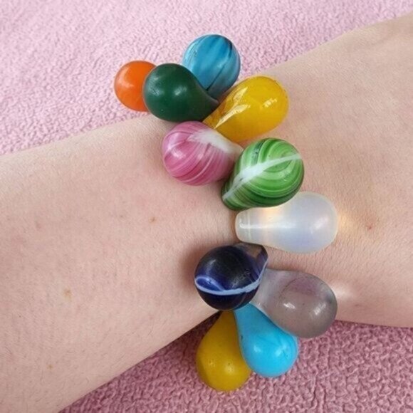 Handmade Glass Beaded Bracelet - Picture 2 of 3